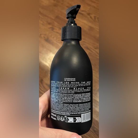 Compagne De Provence Black Tea Hand Soap and Hand Cream - Picture 2 of 2